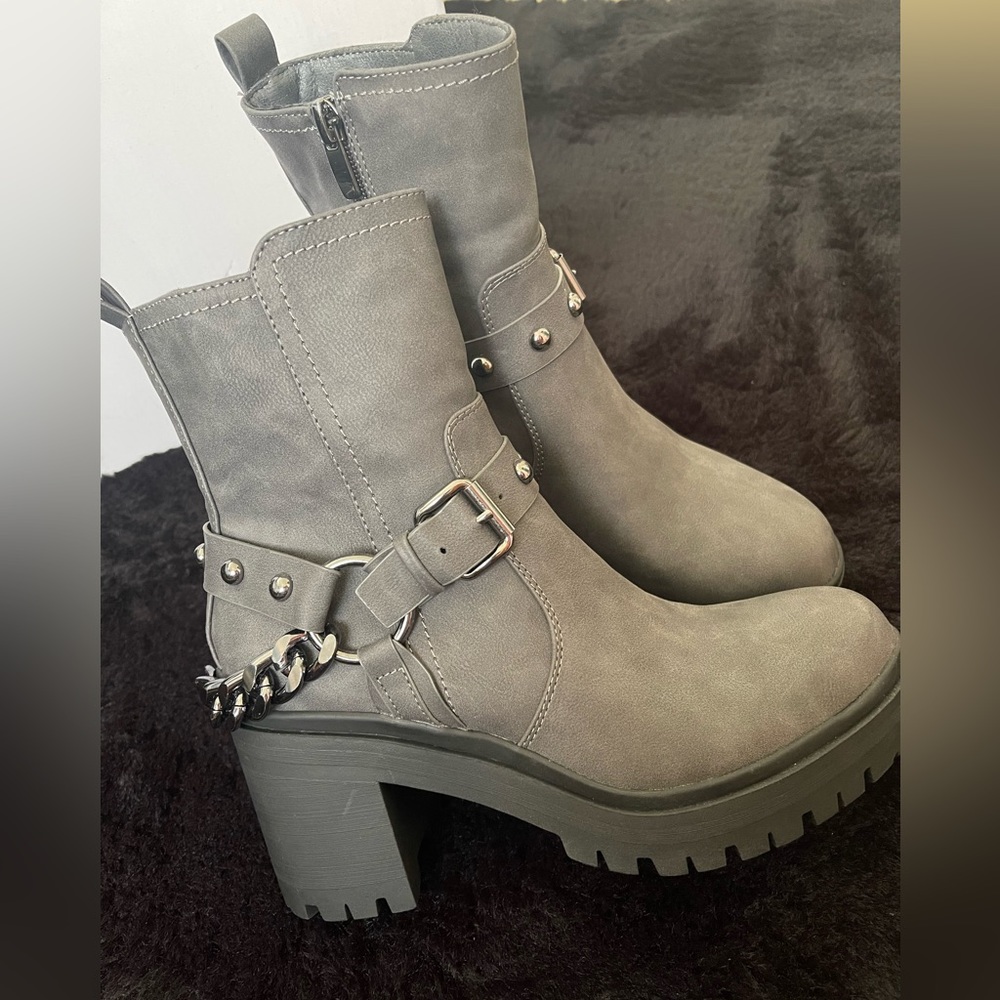 Nine West Boots